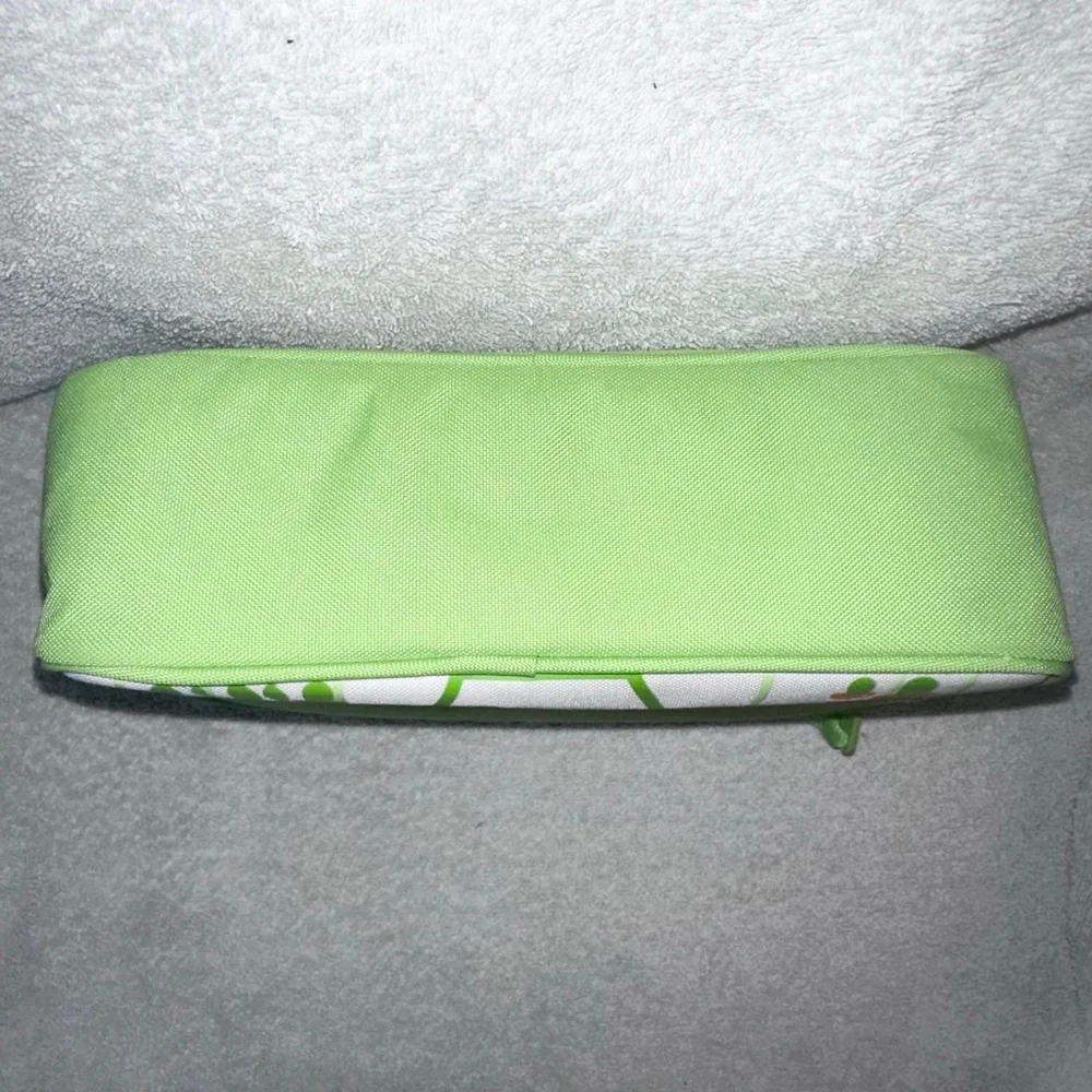 NWOT LeapFrog Tag Junior Storage Case Carrying Green Zip Bag Leap Frog Jr